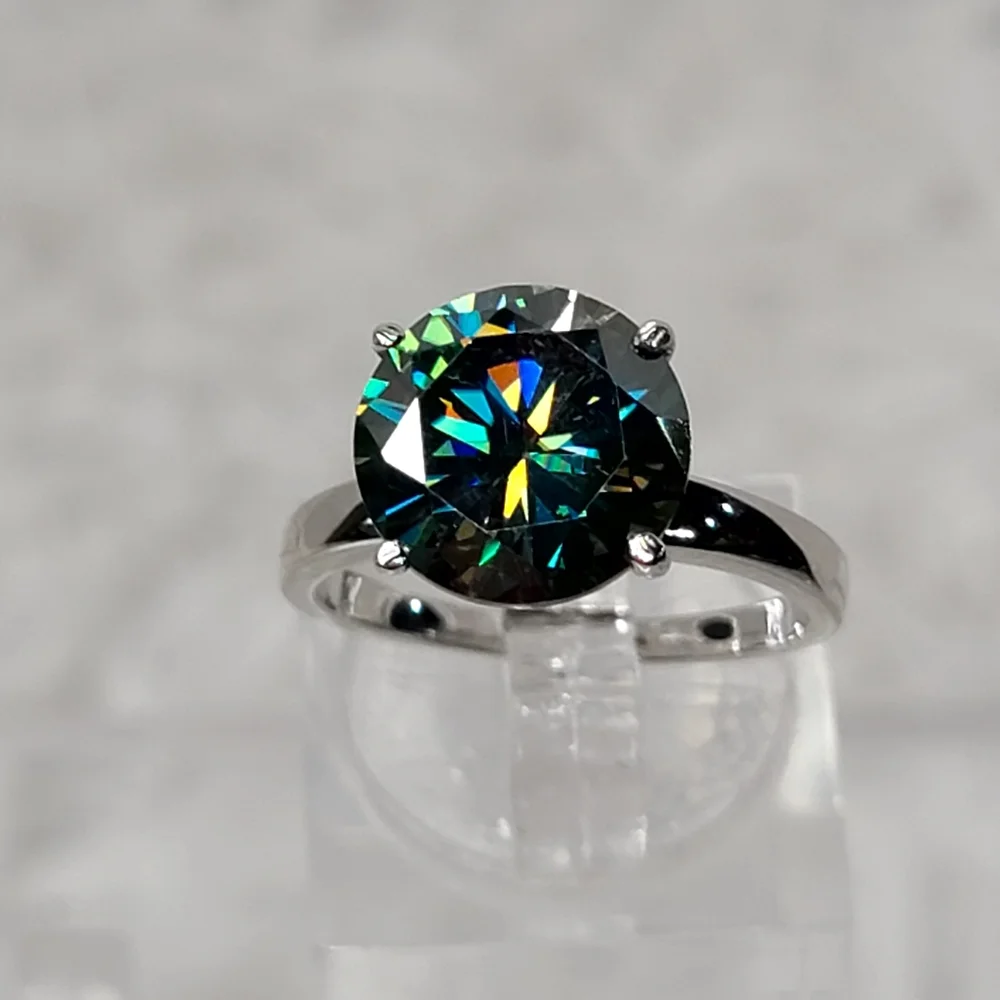 Moissanite 5+ Carat Solitare Ring